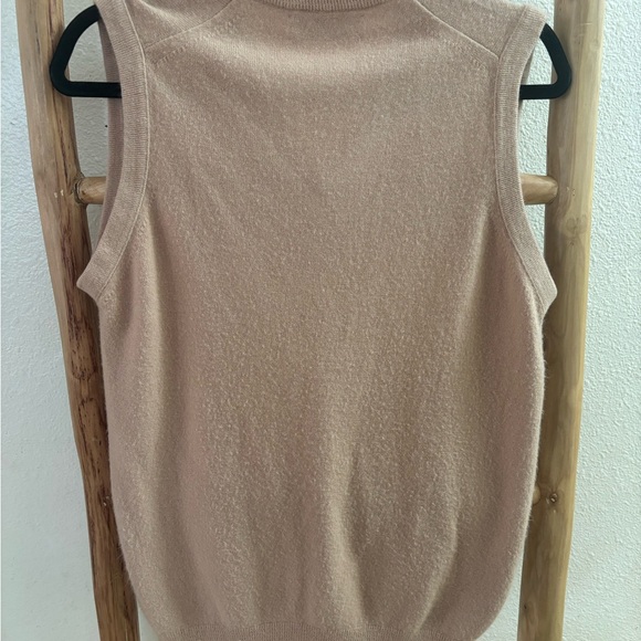 Dior Women's Tan Sweater Vest - Picture 4 of 5